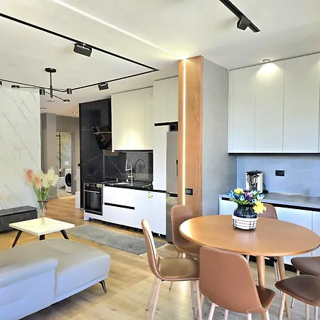 Sunny With Swimming Pool - 247 Hamallaj