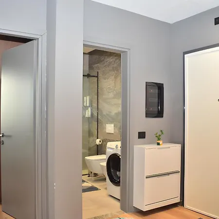 Apartment Sunny With Swimming Pool - 247 Hamallaj