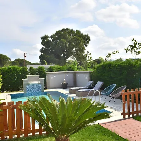 Apartment Sunny With Swimming Pool - 247 *