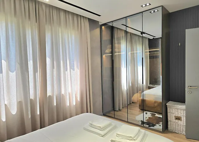 Διαμέρισμα Sunny With Swimming Pool - 247 Hamallaj