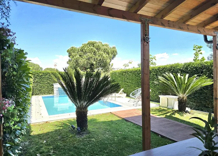 Διαμέρισμα Sunny With Swimming Pool - 247